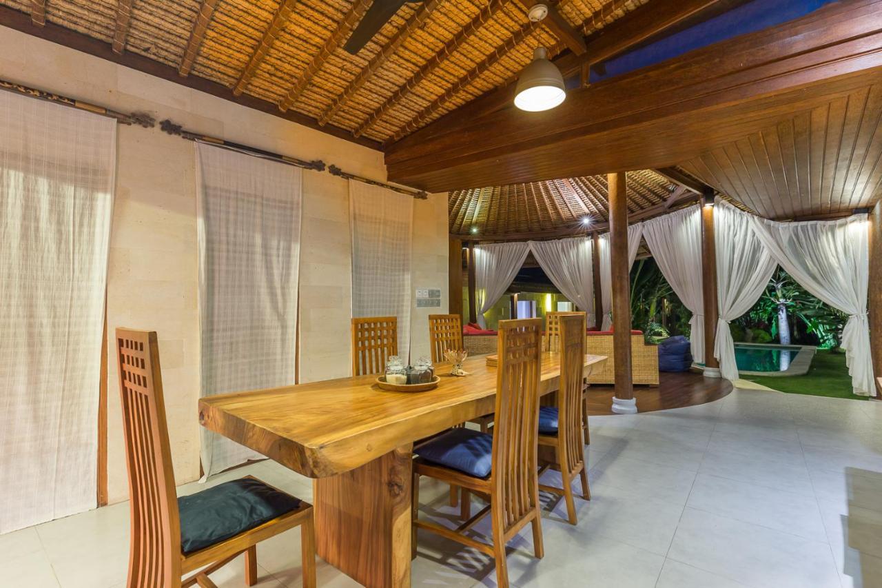 Villa Pilou Boutique Hotel Tanah Lot Exterior foto