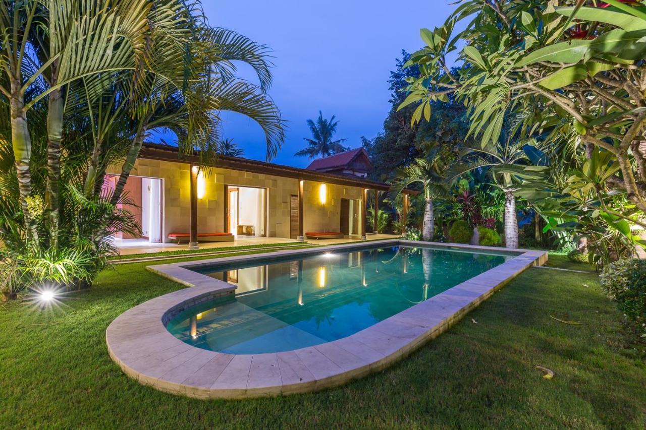 Villa Pilou Boutique Hotel Tanah Lot Exterior foto